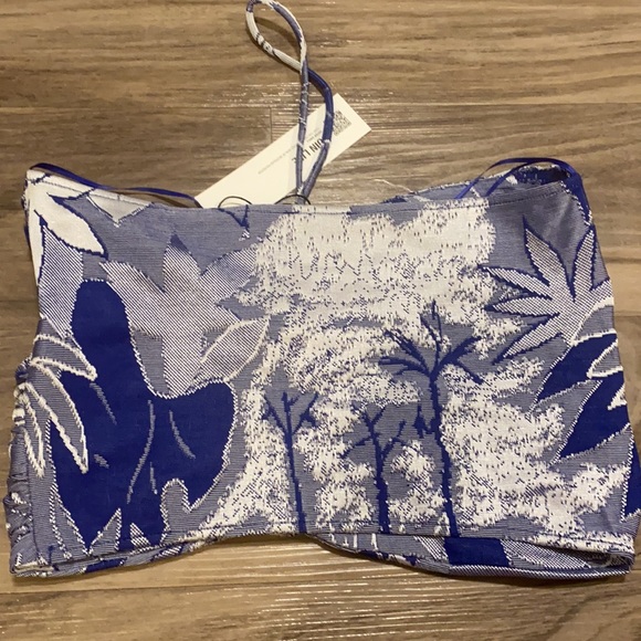 ***NWT*** Zara Halter Top - Picture 3 of 5